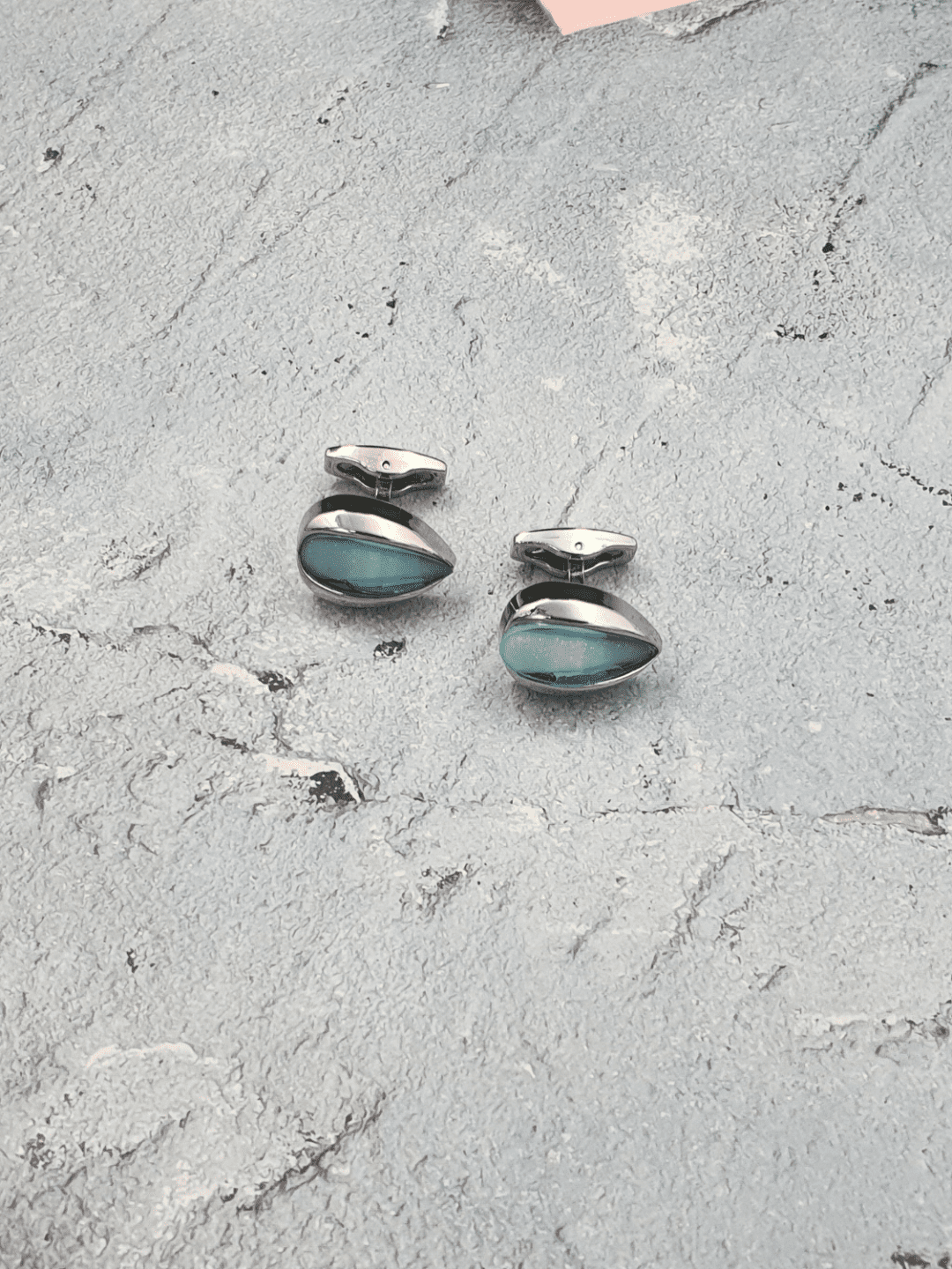 Aloof Drop Cufflinks - QUEENS JEWELS