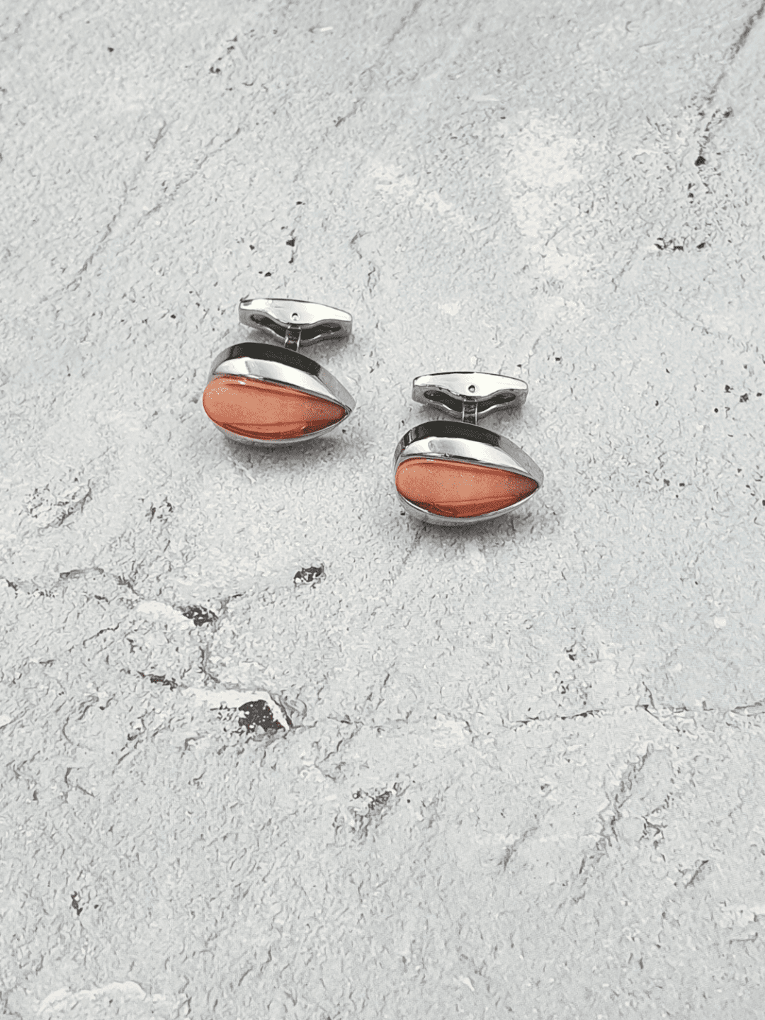 Aloof Drop Cufflinks - QUEENS JEWELS