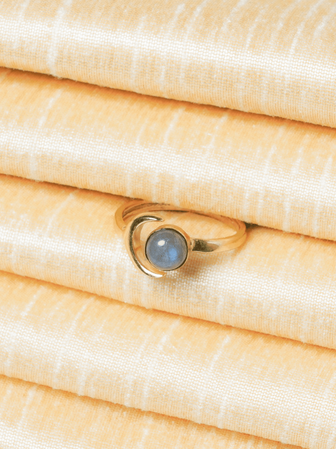 Crescent Stone Ring - QUEENS JEWELS