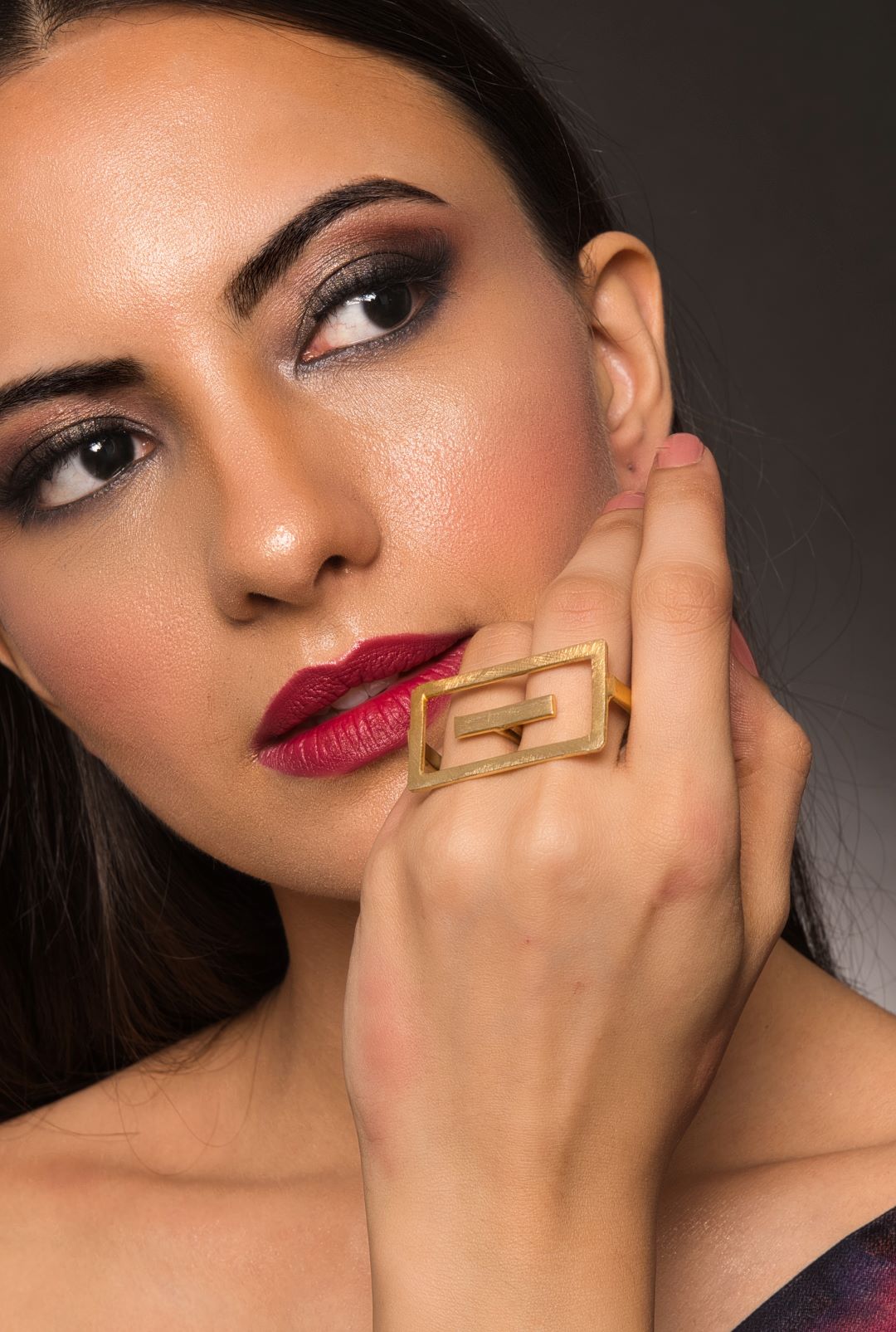 Bentlea Rectangular Adjustable Ring - QUEENS JEWELS